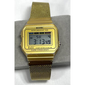 Skmei Digital Alarm Chronograph #1639 Gold Tone Mess Band - New Battery